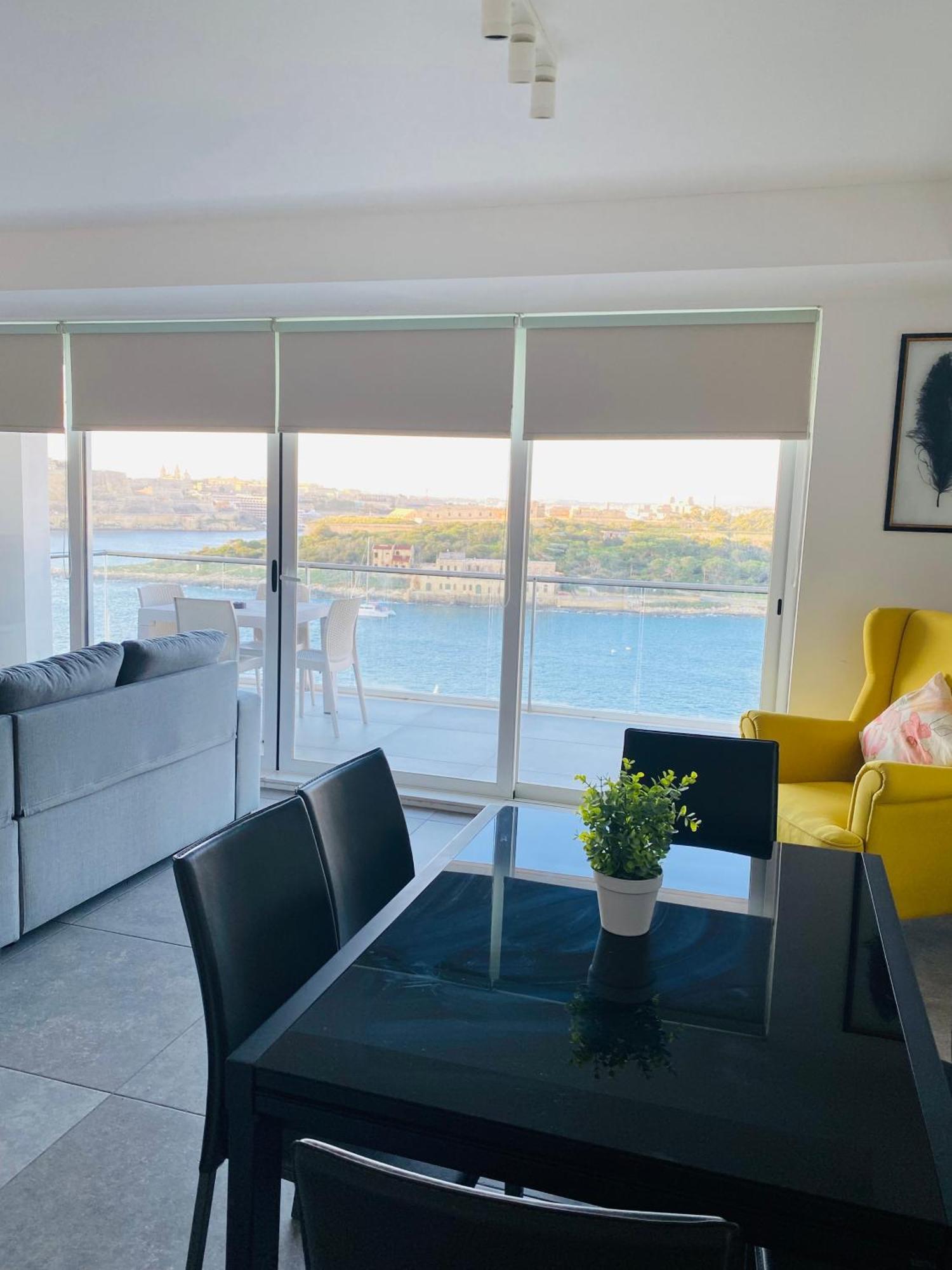 Sliema Seaview & Seafront- Apt 9, 49 Tigne Point Mansions Esterno foto